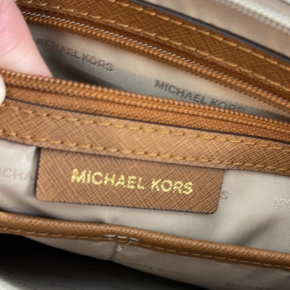 Michael Kors Brown and Cream Shoulder Bag - Picture 10 of 13
